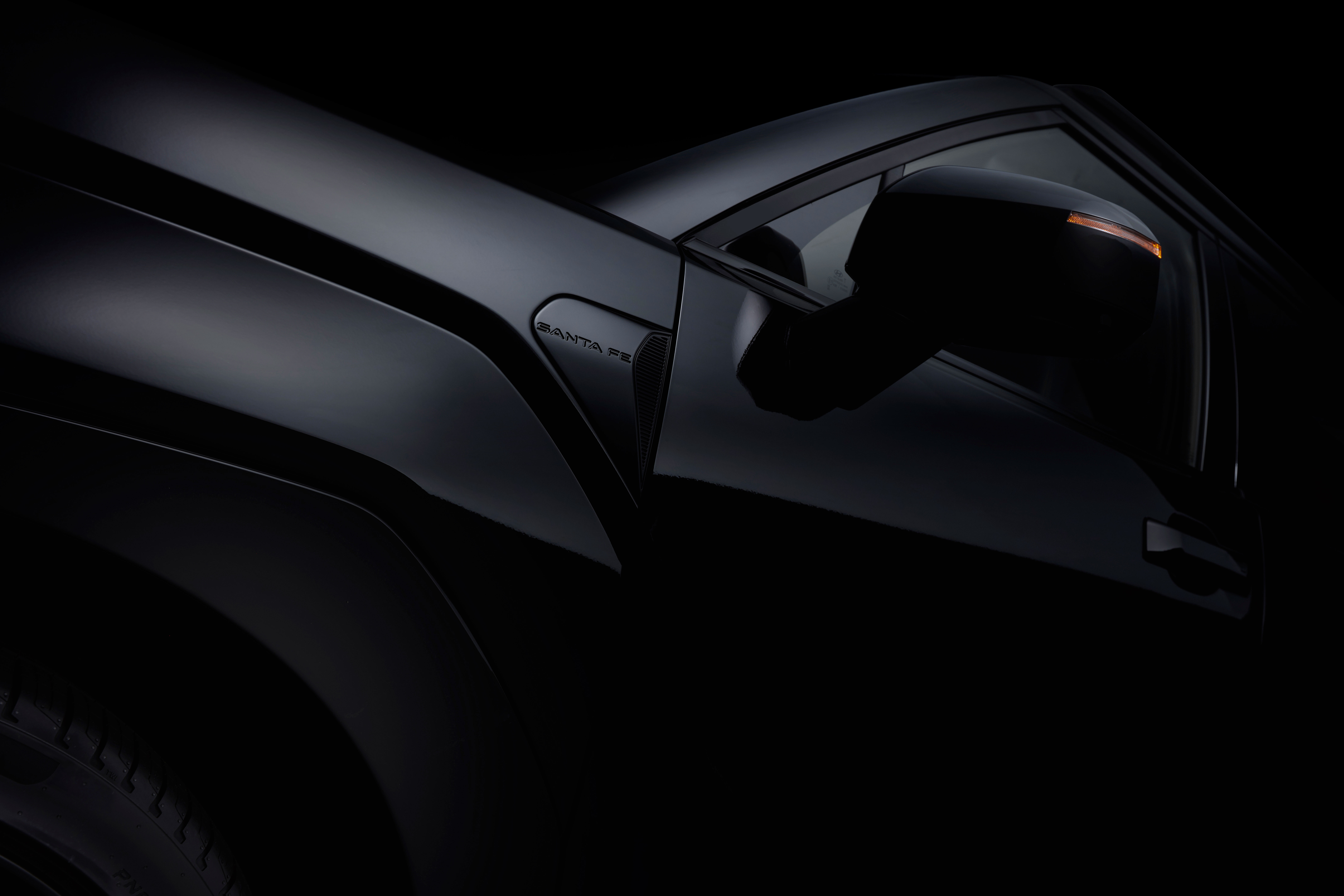 From the inside out, The all new SANTAFE doesn’t miss a single detail in its beauty. (3)