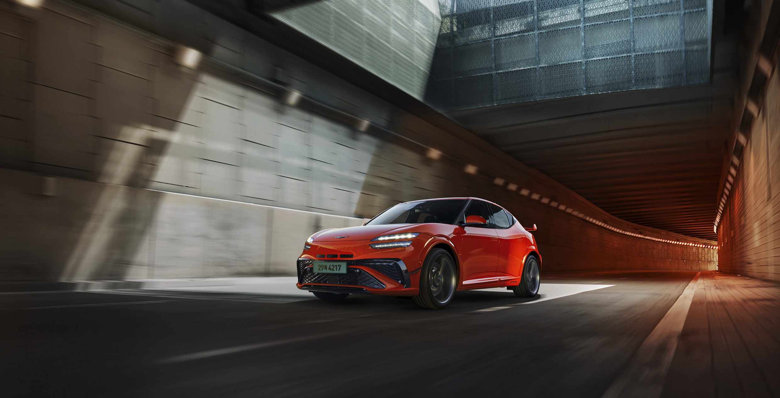 제네시스 GV60 마그마의 모습