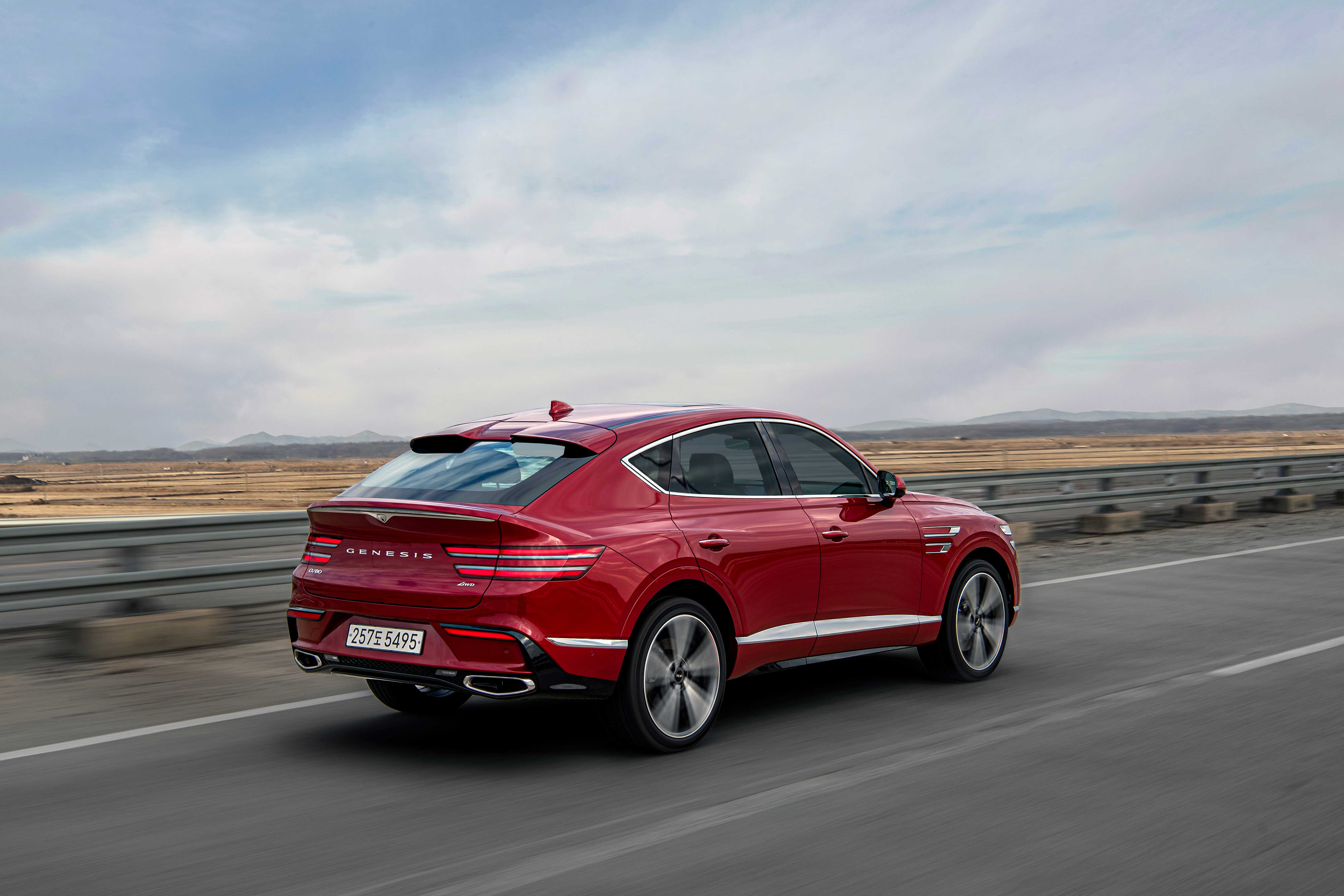 제네시스 GV80쿠페 후방쿼터뷰