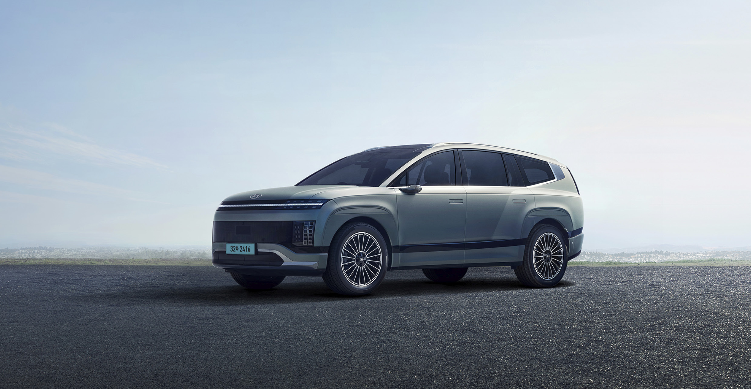 현대차 아이오닉 9 전측면 모습