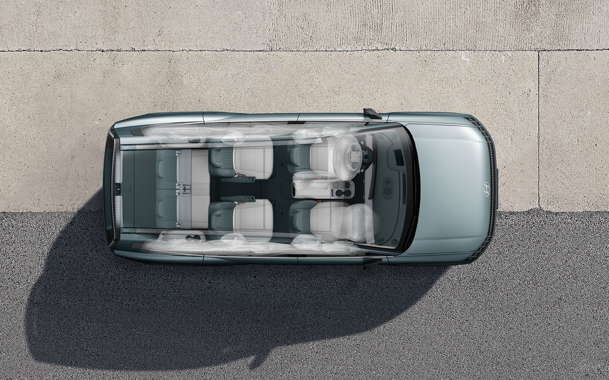 현대차 아이오닉 9 에어백 전개 모습