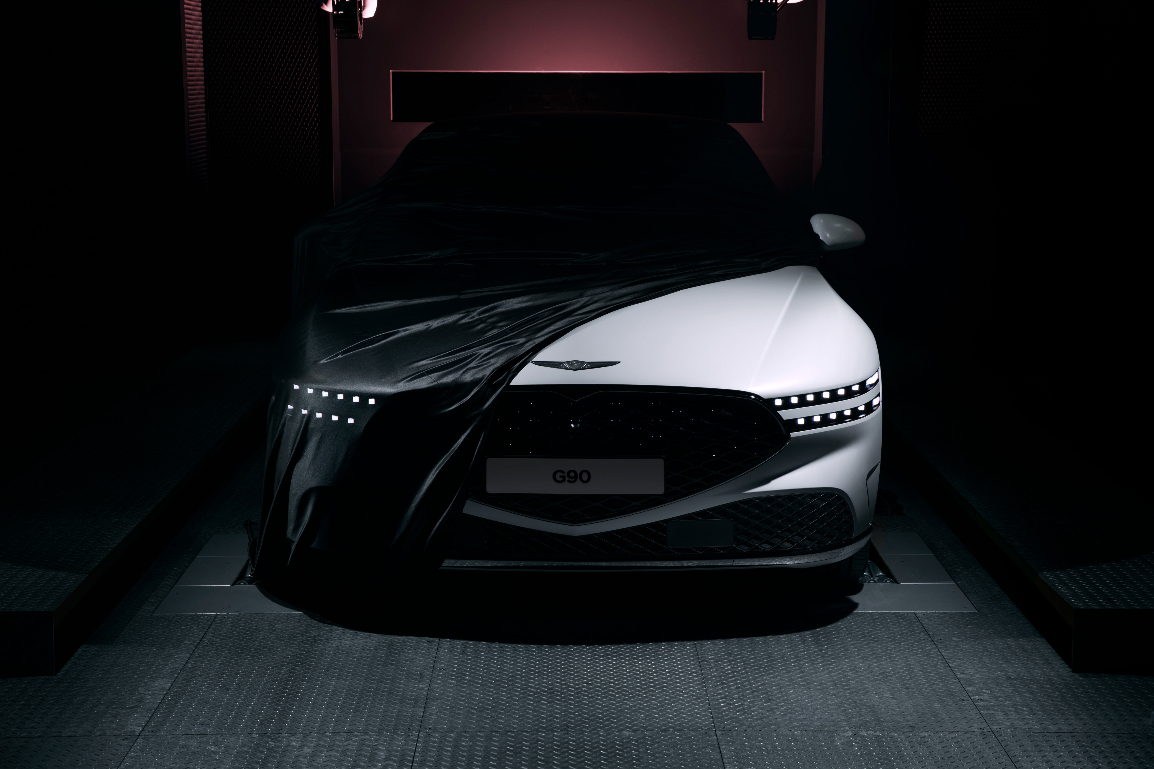 Explore GENESIS' unique space reflecting the design and authenticity of the brand (3)