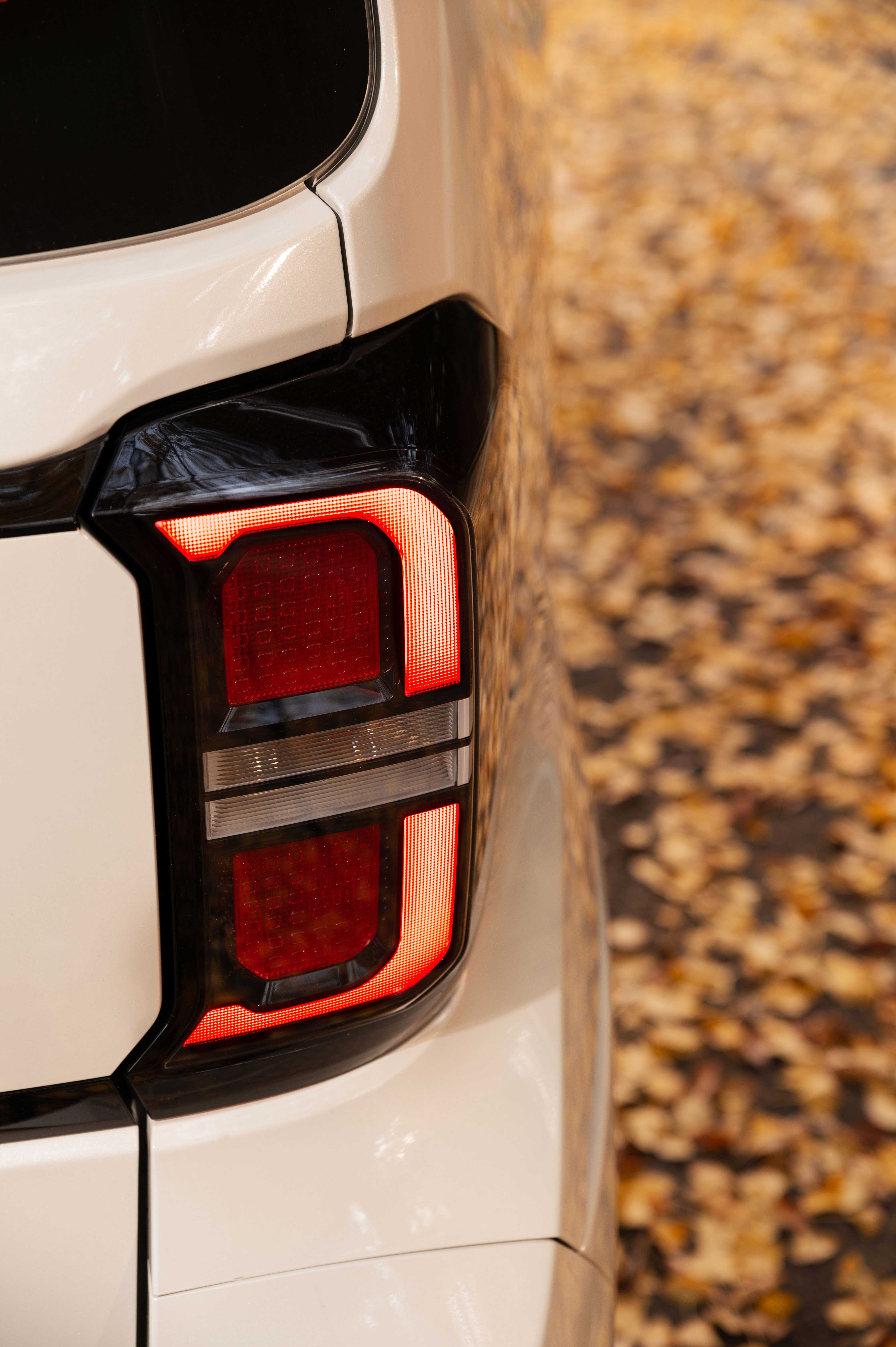 레이EV  리어 램프 디테일샷