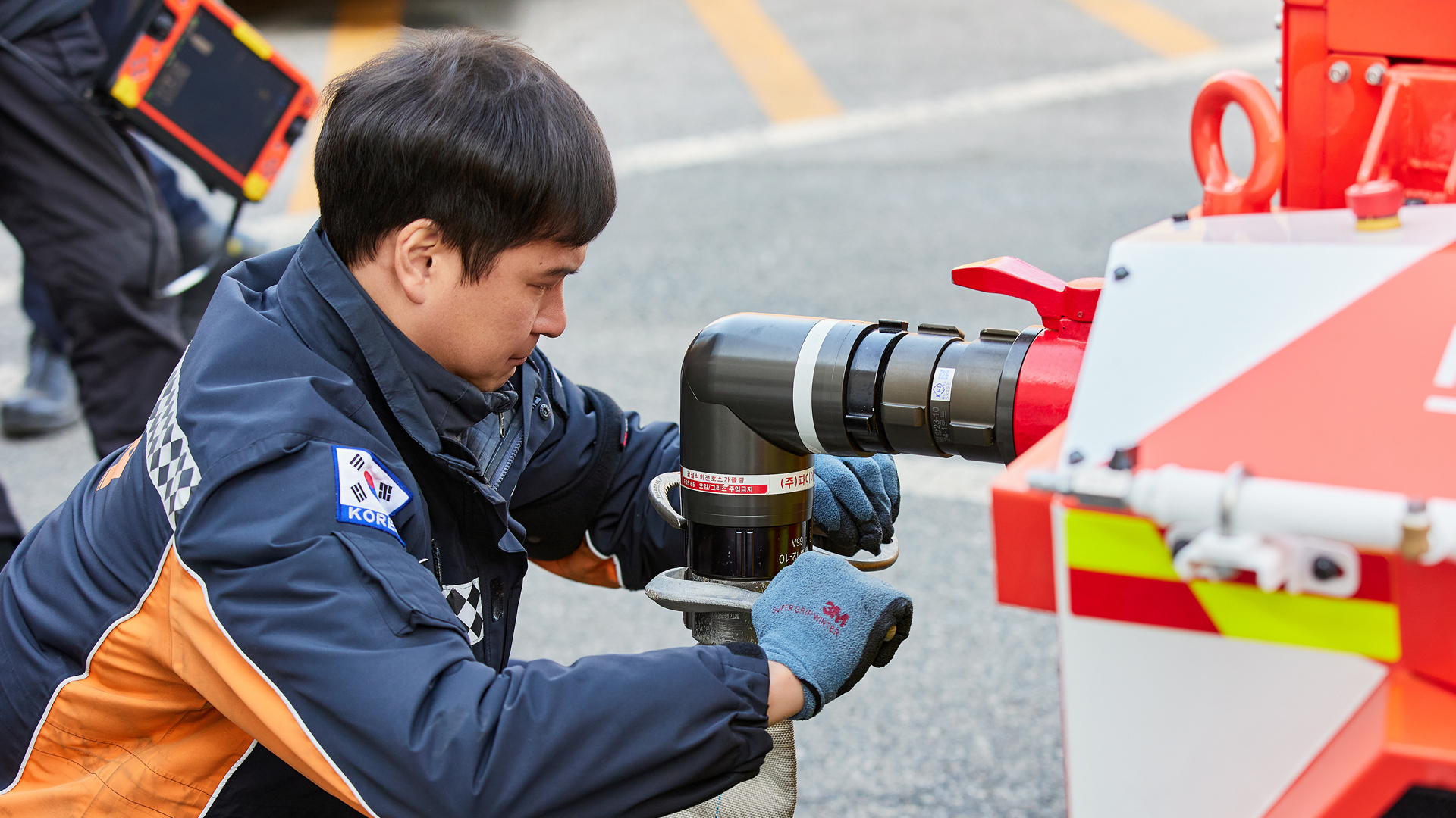 Jun-young Jeon, Fire Sergeant