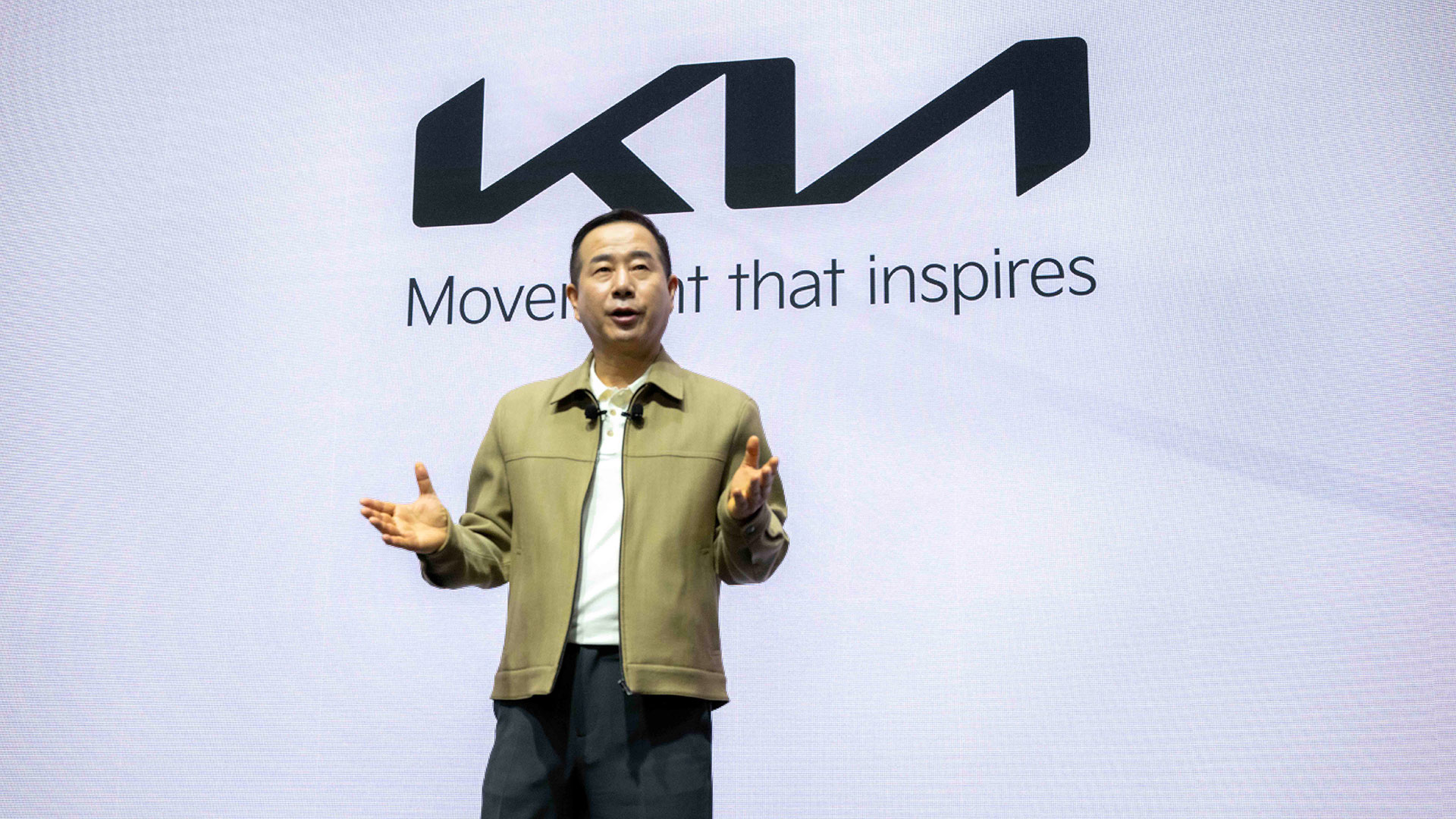 ‘더 뉴 니로 미디어 데이’에서 기아 국내사업본부장 정원정 부사장이 환영사를 하는 모습