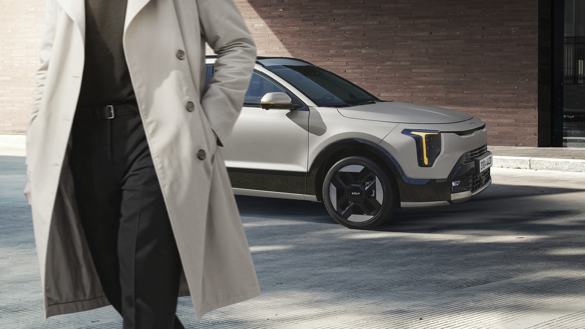 더 뉴 니로 전측면 이미지