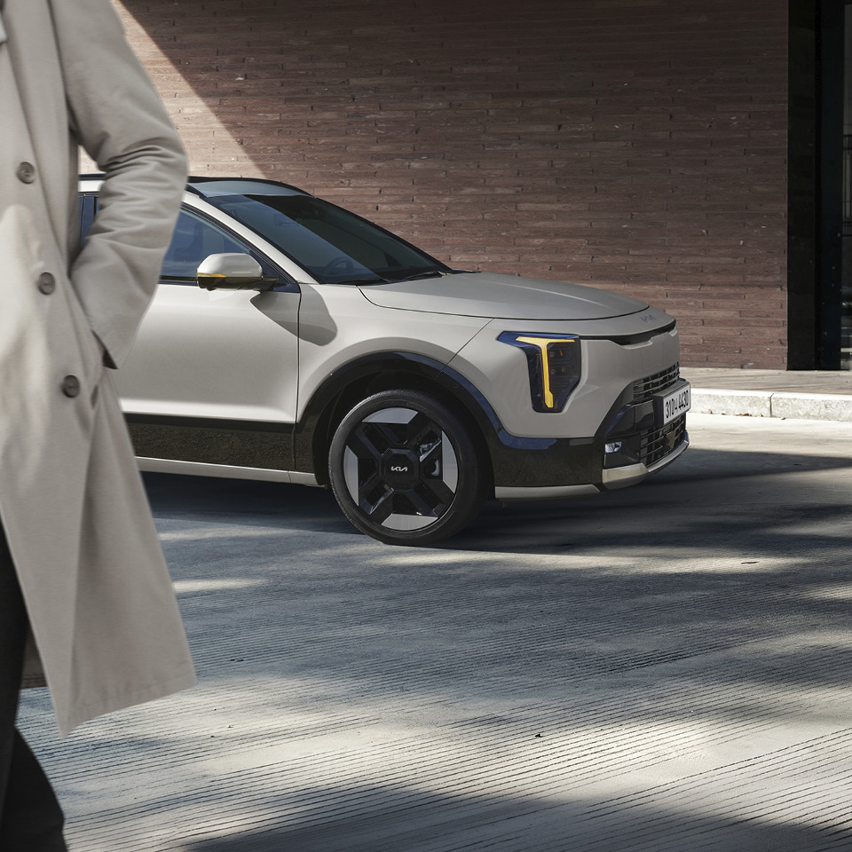 더 뉴 니로 전측면 이미지