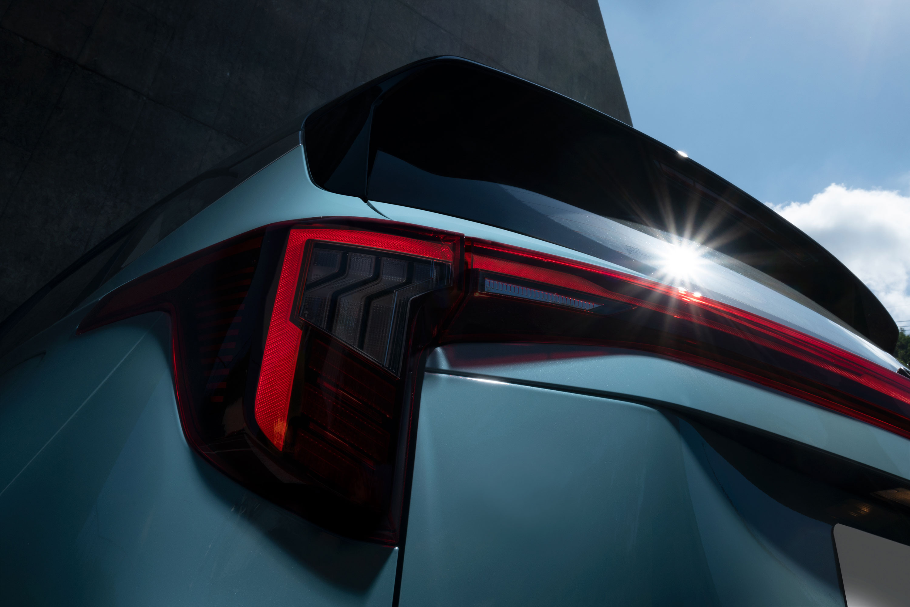 Modern, sophisticated design combined with high-end sensibility (6)