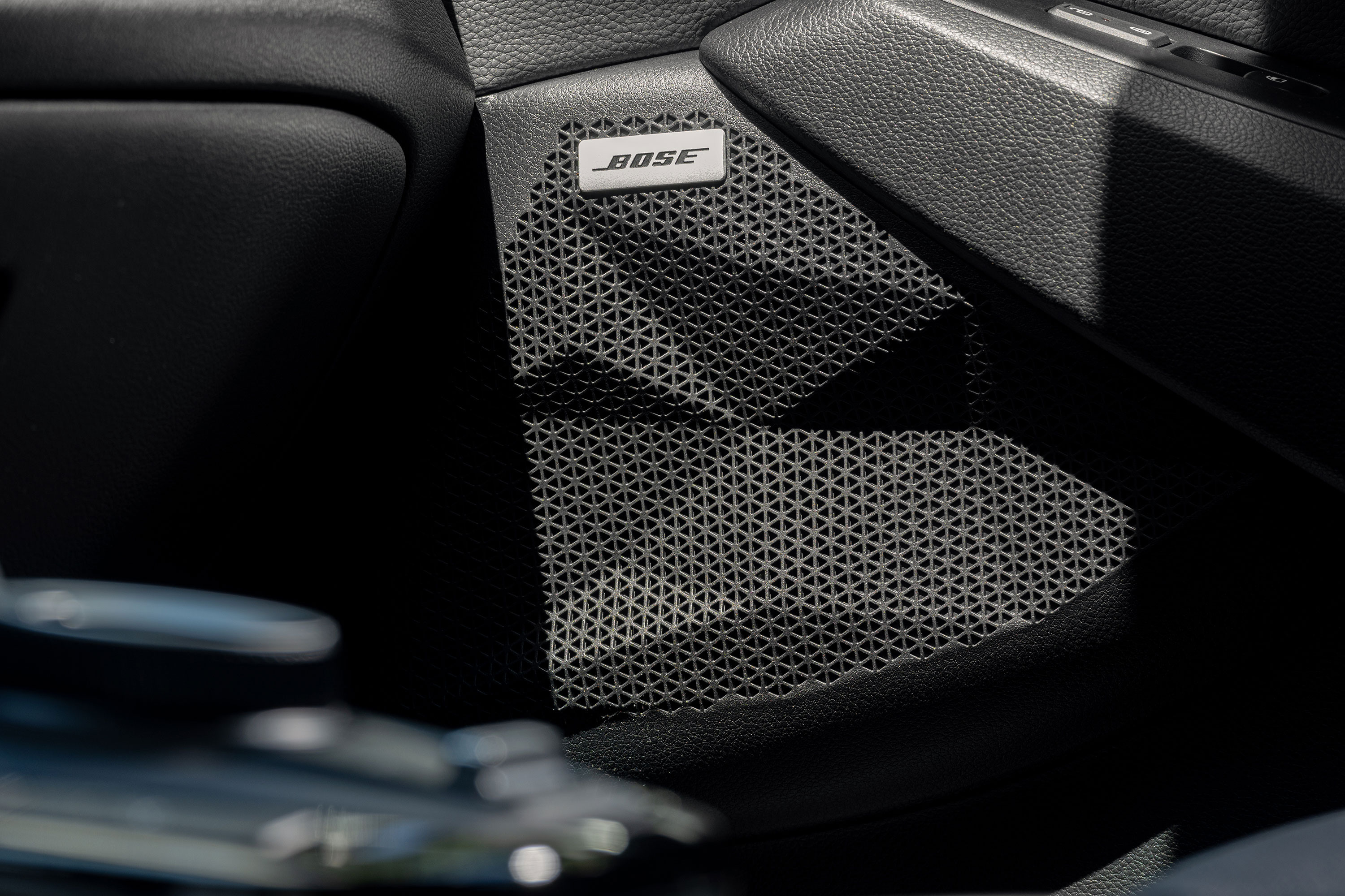 Modern, sophisticated design combined with high-end sensibility (9)