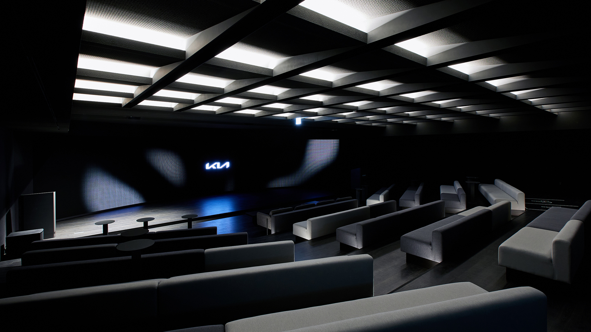 기아 오토랜드 화성 1층 오디토리움