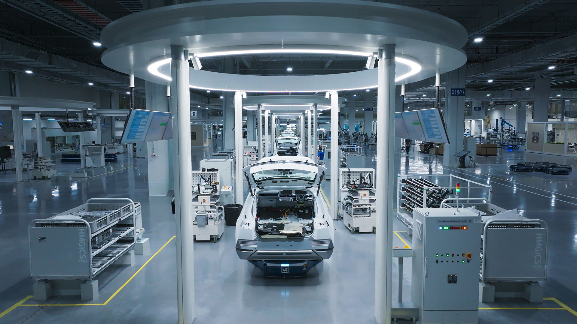 Parts&Manufacturing Innovation Mid Image