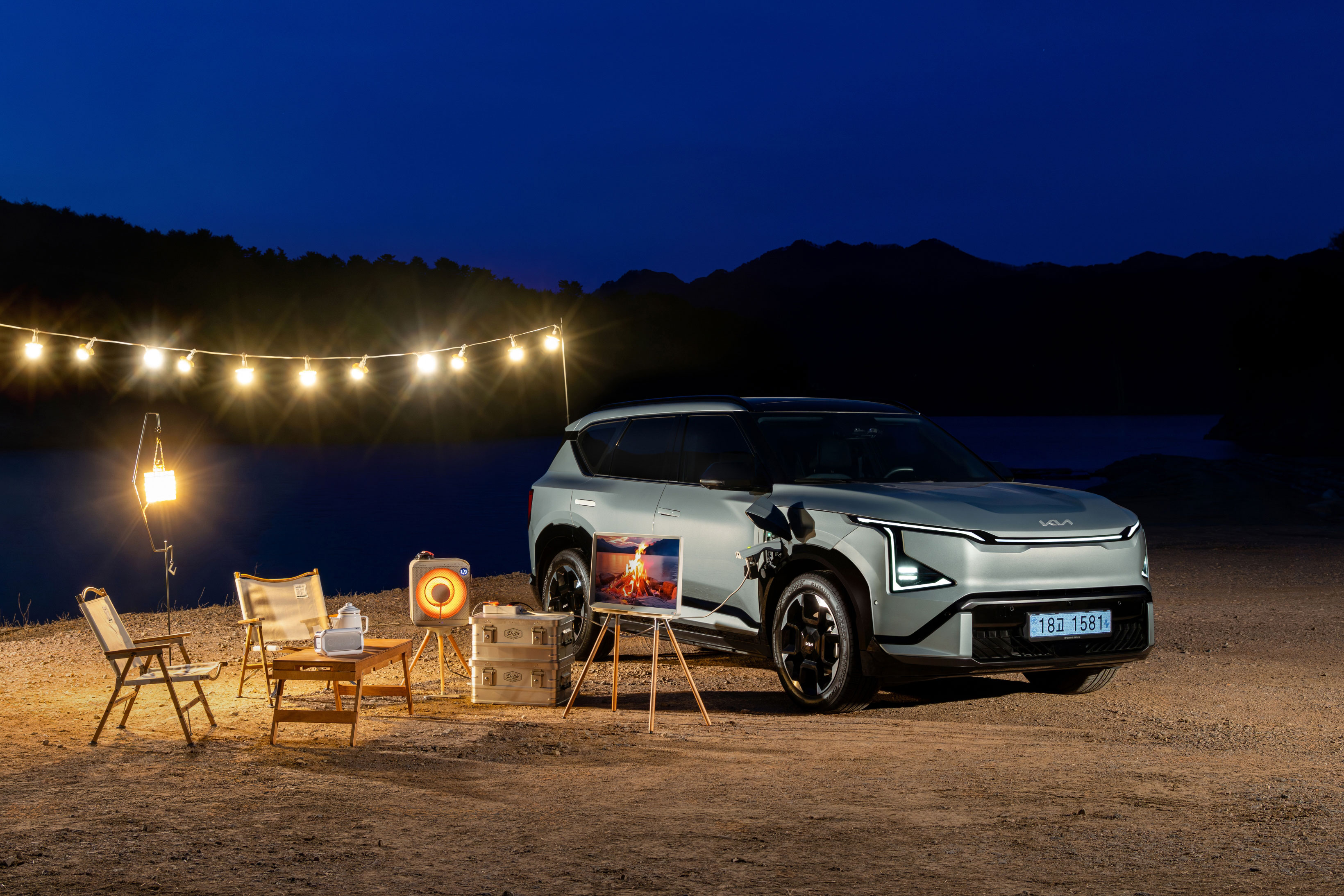 The EV5 GT-Line supports every moment beyond the drive with space and power that adapts to your plans. (1)