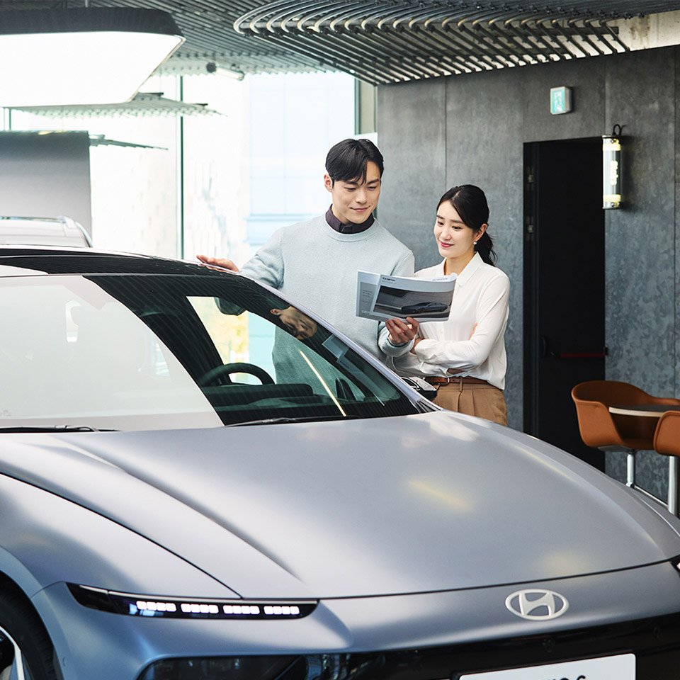 현대캐피탈이 현대 인증중고차 고객님들의 경제적 부담을 확 덜어드립니다