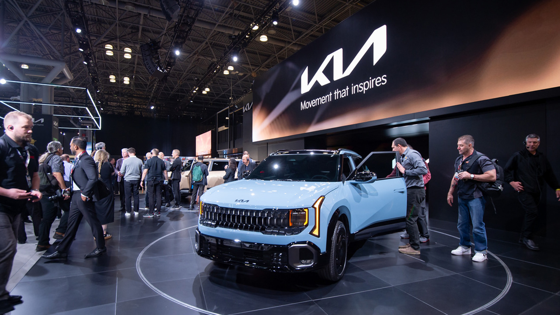 2026 뉴욕 국제 오토쇼 현장에 전시된 셀토스 EX