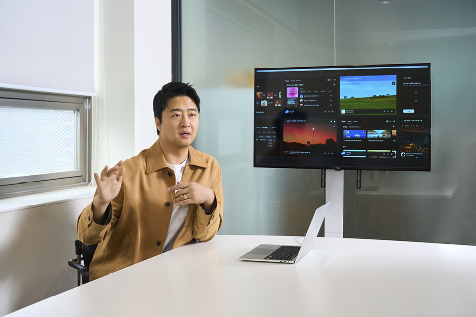 셀토스의 새로운 기능에 대한 의견을 이야기하는 배정진 대표