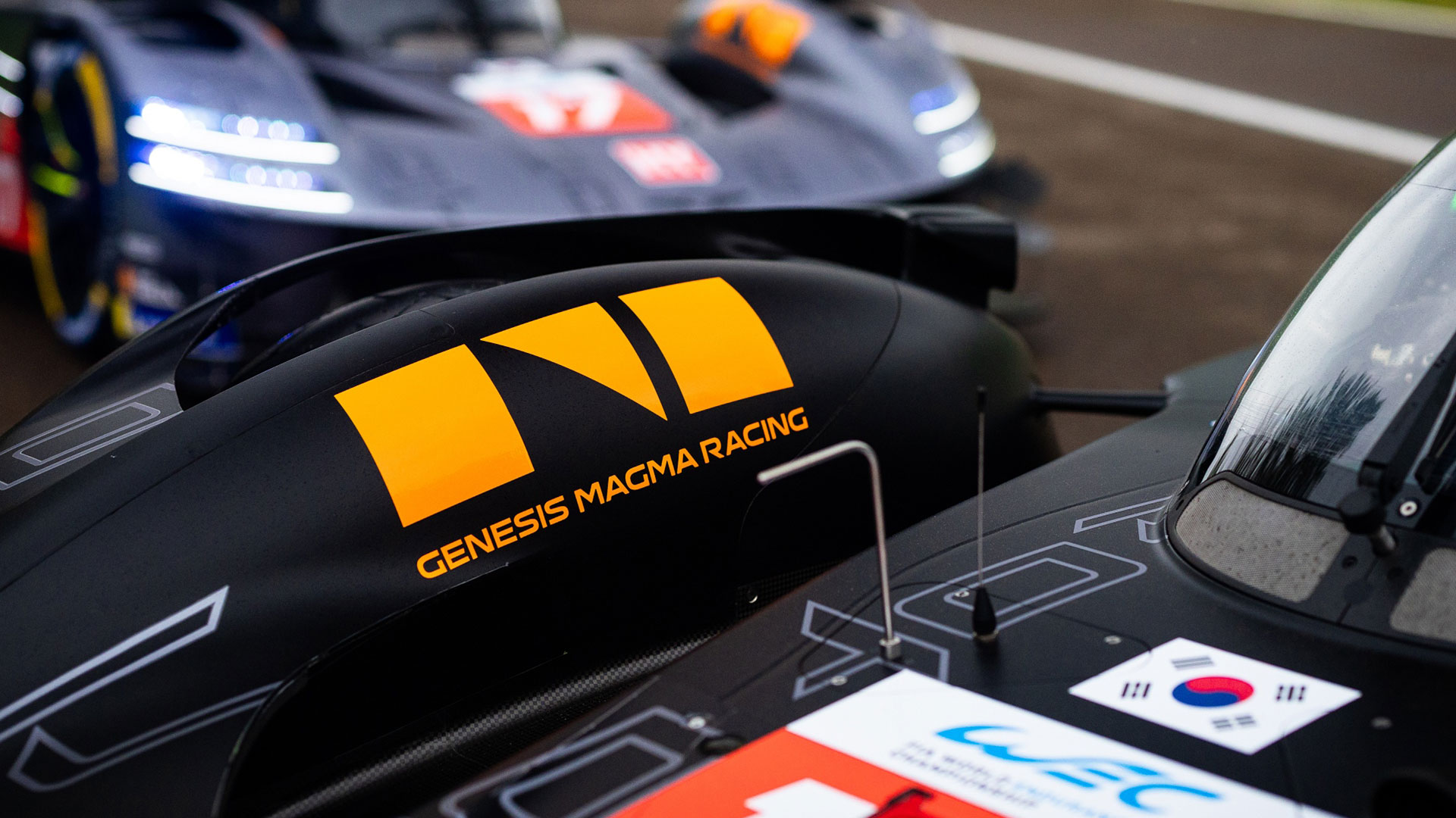 GMR-001 하이퍼카 #19 차량 클로즈업