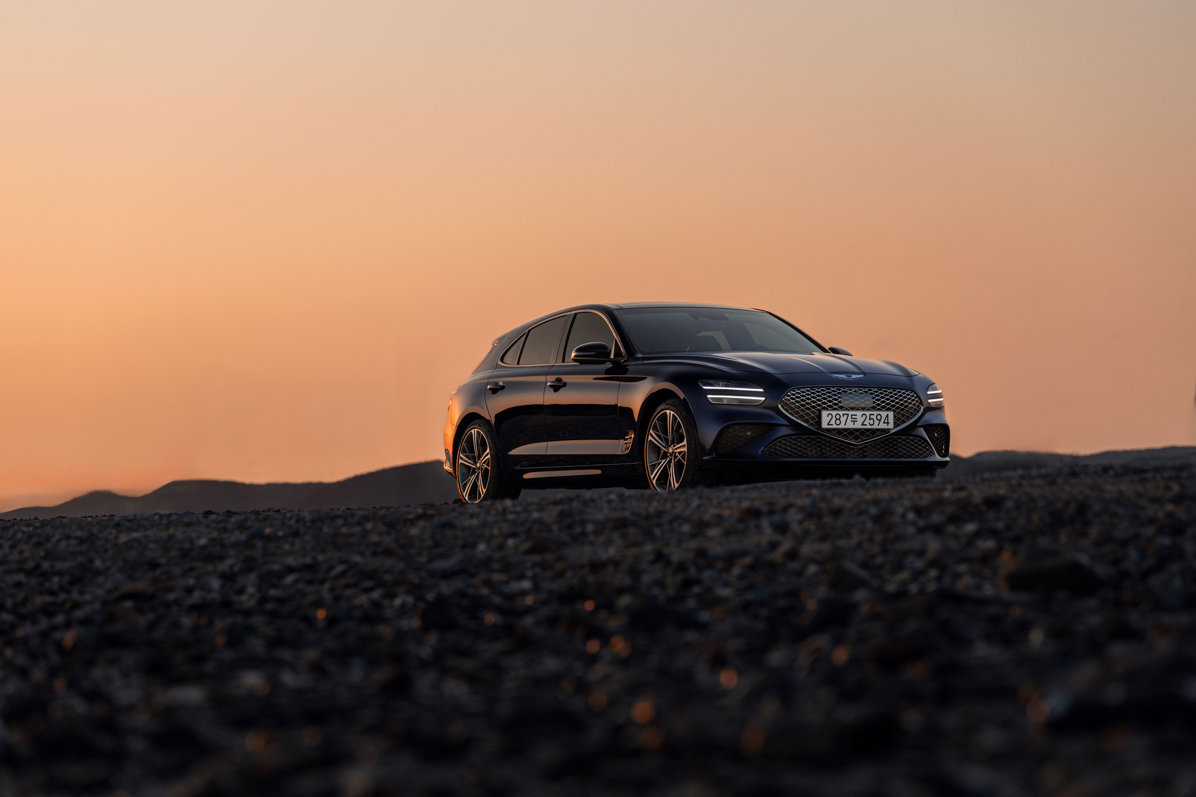 Genesis G70 Shooting Brake delivers a refined driving experience, framed by coastal scenery and endless horizons (5)