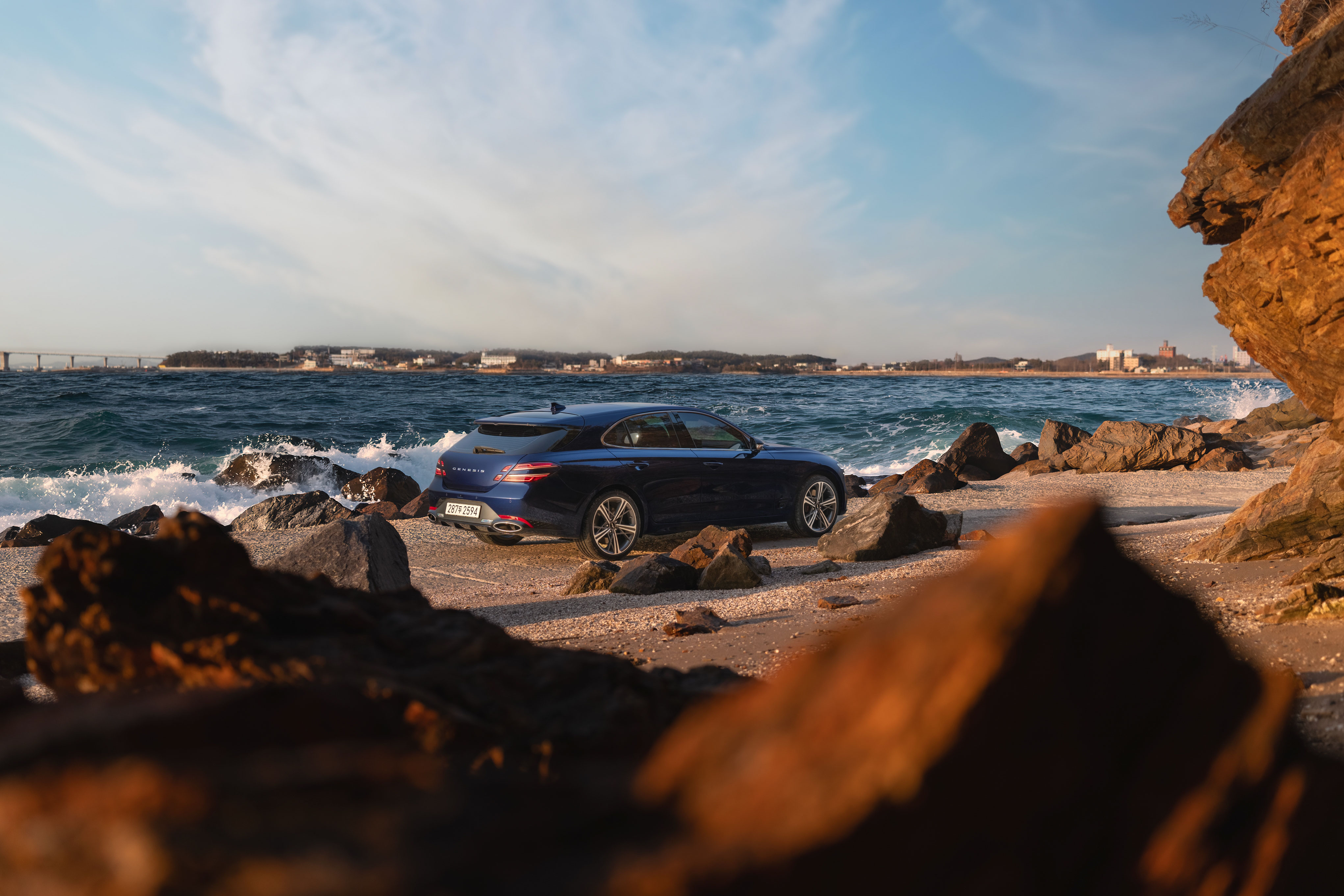 Genesis G70 Shooting Brake delivers a refined driving experience, framed by coastal scenery and endless horizons (4)