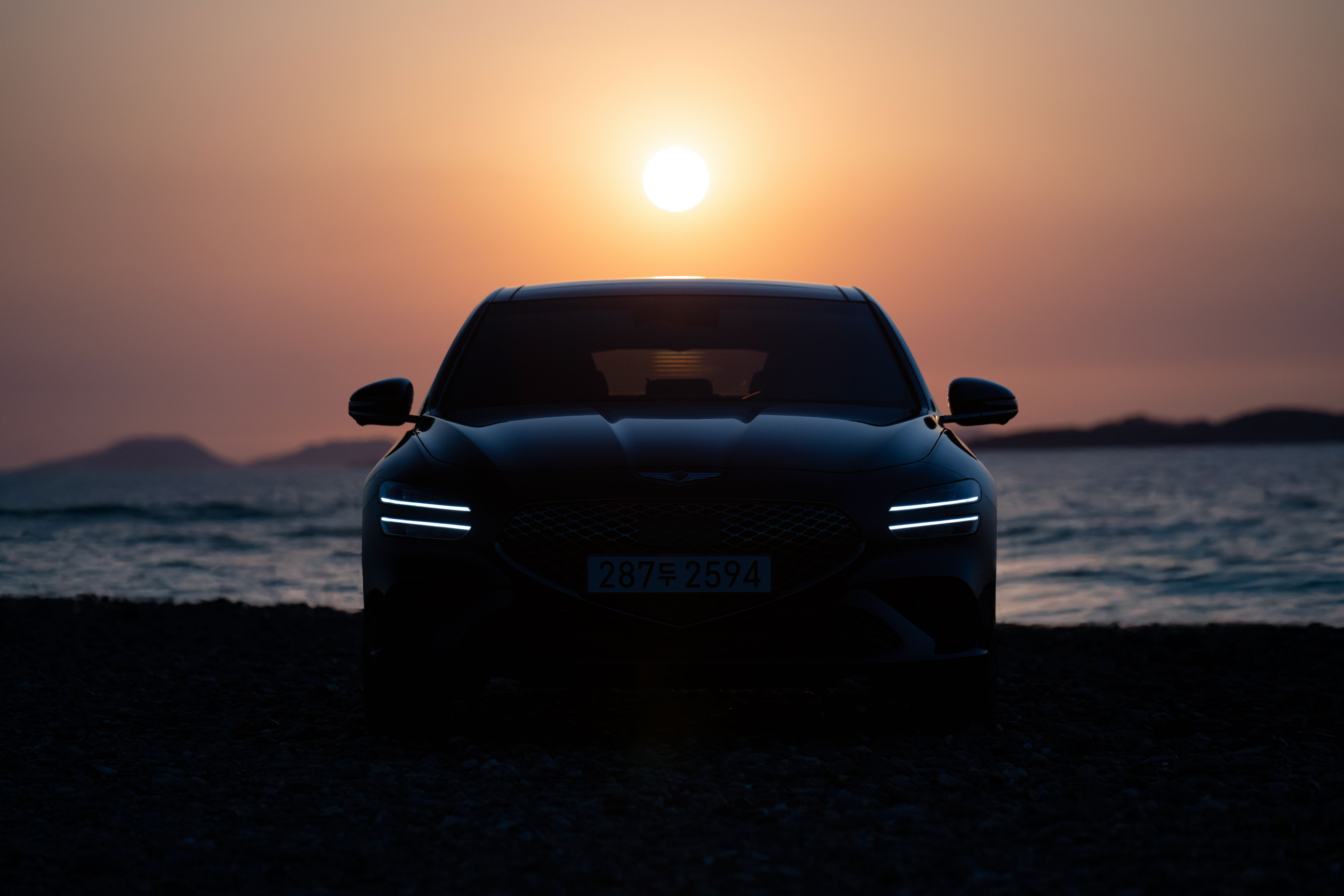 Genesis G70 Shooting Brake delivers a refined driving experience, framed by coastal scenery and endless horizons (9)