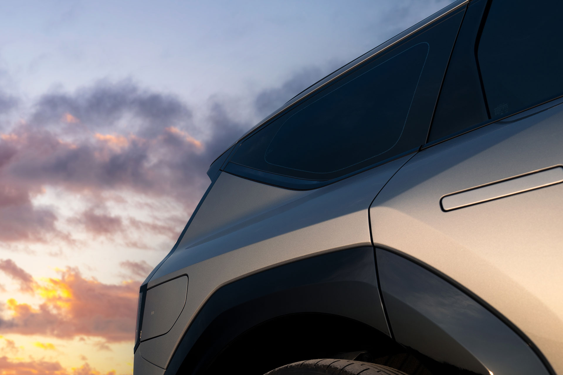 EV9 GT 차량의 측후면